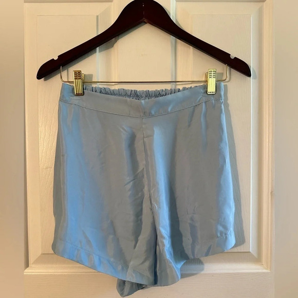 NWT ATHLETA Calm Cool Short Quarry Blue XS Silky Bridal Loungewear - Picture 4 of 15